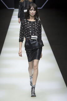 Emporio Armani Fall 2018 Ready-to-Wear , Emporio Armani осень зима 2018 , Fashion show , неделя моды в Милане , MFW , Mainstyles